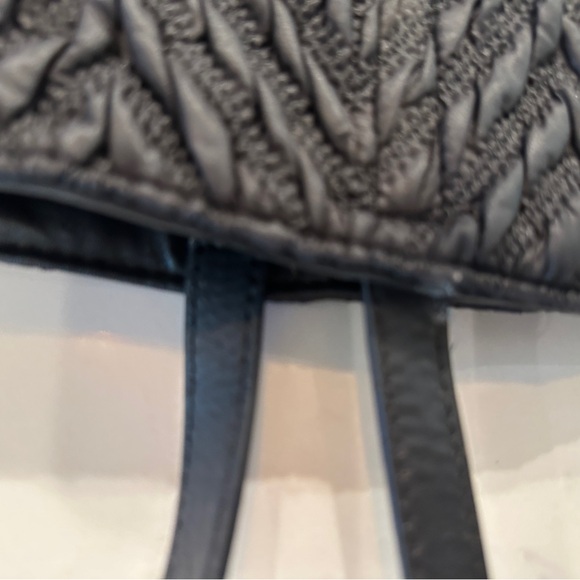 Vegan leather Banana Republic tote - Picture 6 of 9